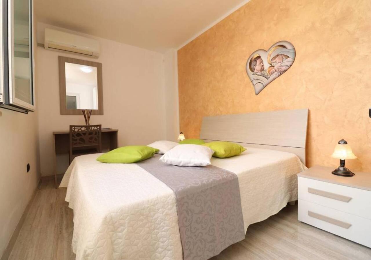 Casa Vacanze " Orte " Otranto Zimmer foto